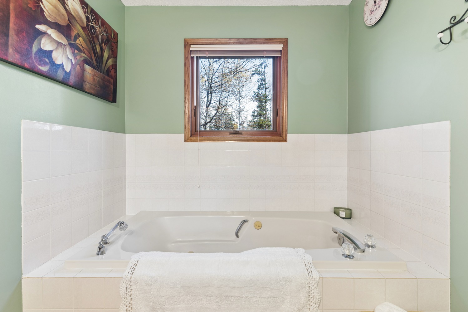 Photo of 79 Meadow View Road Bragg Creek